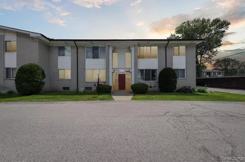 26780 Joy Rd #G10, Redford, MI 48239