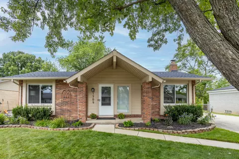 1709 Longfellow Dr, Canton, MI 48187