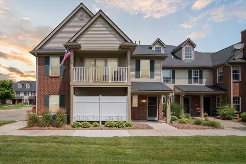 4062 Hampton Ridge Blvd, Genoa, MI 48843
