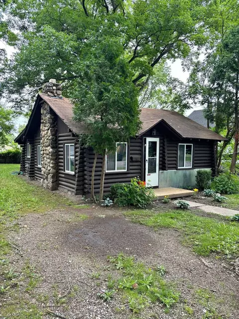 670 Scottwood St, Pontiac, MI 48340