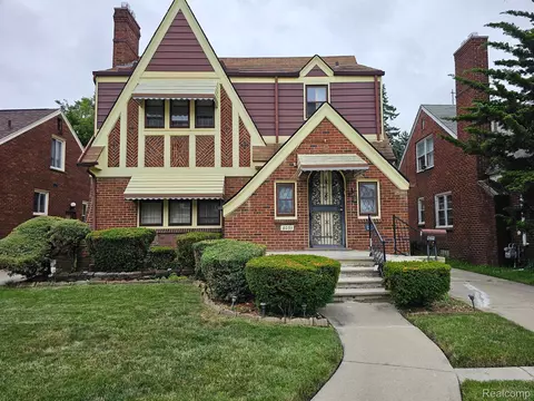 8091 Ward St, Detroit, MI 48228