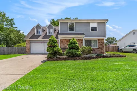 33405 Bordeaux, Westland, MI 48185