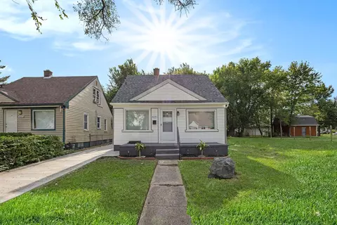 8291 Plainview Ave, Detroit, MI 48228