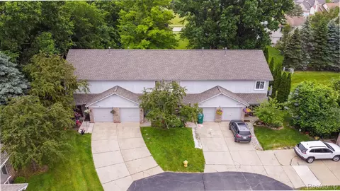 23278 Stromp Crt Ct, Brownstown, MI 48183