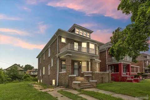 514547 Iroquois St, Detroit, MI 48213