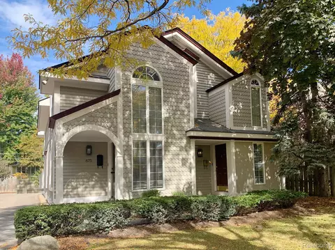 675 E Lincoln St, Birmingham, MI 48009