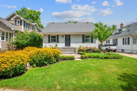 610 N Harvey St, Plymouth, MI 48170