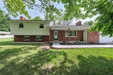 4425 Krafft Rd, Fort Gratiot, MI 48059