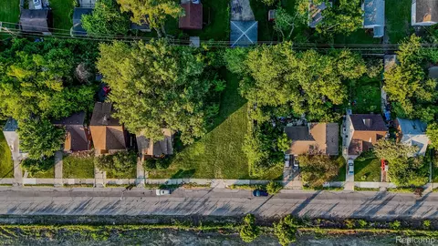 264 Lenox St, Detroit, MI 48215