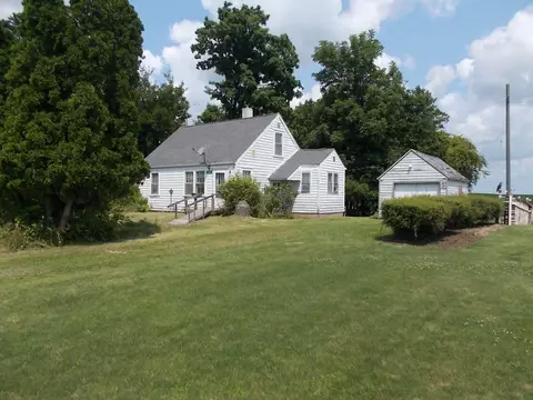 1658 W Gilford Rd, Almer, MI 48723