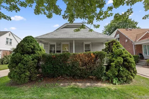 2607 Linden St, Dearborn, MI 48124