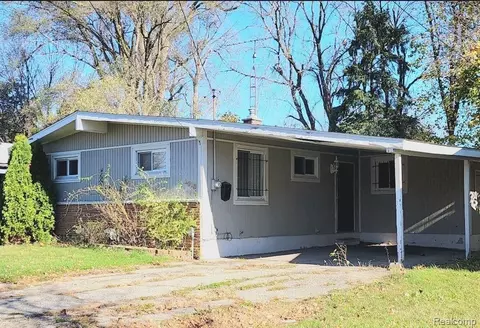 3818 Wisner St, Flint, MI 48504