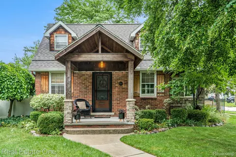 1920 Cass Blvd, Berkley, MI 48072