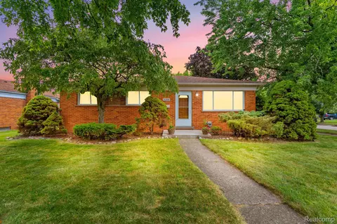 11300 Jonas Ave, Warren, MI 48089