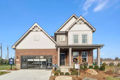 8317 Grove St, Washington, MI 48094