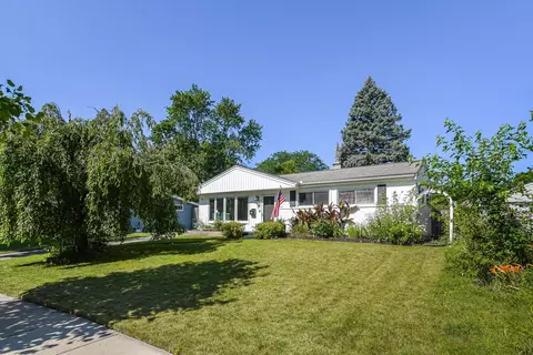 2724 Cranbrook Rd, Ann Arbor, MI 48104