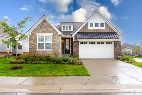 2544 Rosemond Ln, Rochester Hills, MI 48309