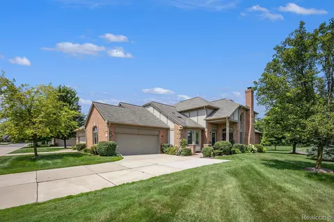 2585 Marissa Way, Shelby Township, MI 48316