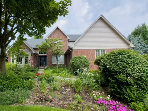1254 Welland Dr, Rochester, MI 48306