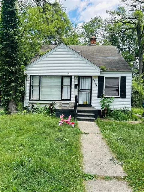 19318 Blackstone St, Detroit, MI 48219