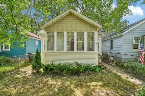 46 E Hayes Ave, Hazel Park, MI 48030