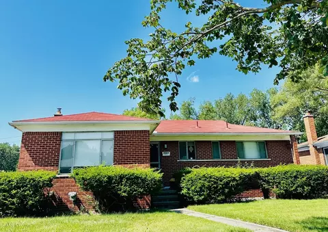 14060 Cloverdale St, Oak Park, MI 48237