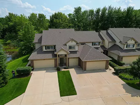330 N N Vis, Auburn Hills, MI 48326