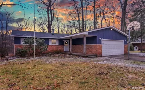 41769 Fret Rd, Van Buren, MI 48111
