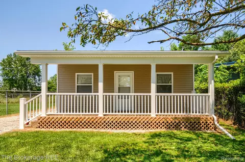 1029 Haven St, Mount Morris, MI 48458