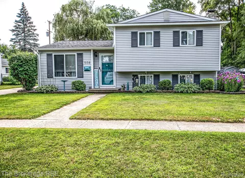508 Clarion St, Clio, MI 48420
