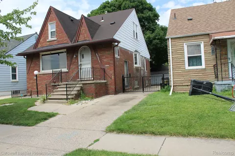 17711 Henry St, Melvindale, MI 48122