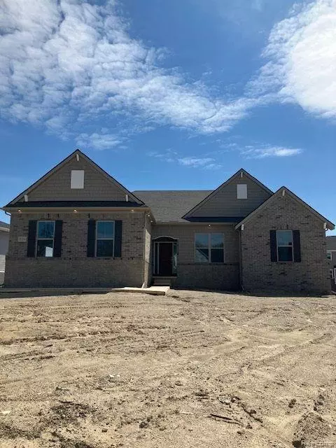 26784 Ferguson Crt Ct, Lyon, MI 48178