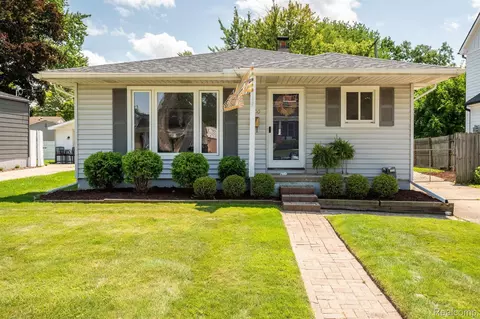 700 Millard Ave, Royal Oak, MI 48073