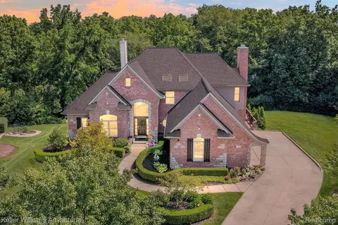 15780 Crystal Downs E, Northville, MI 48168