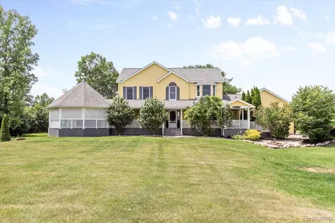 3989 North Rd, Clyde, MI 48049