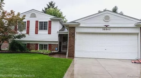 38845 Bronson Dr, Sterling Heights, MI 48310