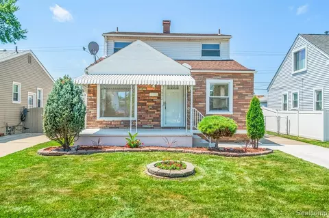 3892 21st St, Wyandotte, MI 48192