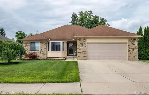 49431 Fossee Rd, Chesterfield, MI 48047
