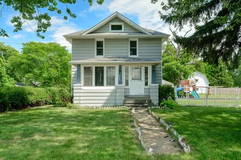 1498 N Macomb St, Monroe, MI 48162
