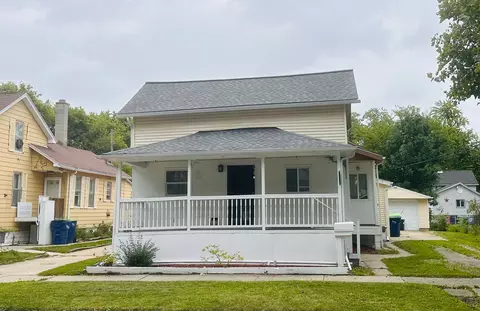 213 S Sherman St, Bay City, MI 48708