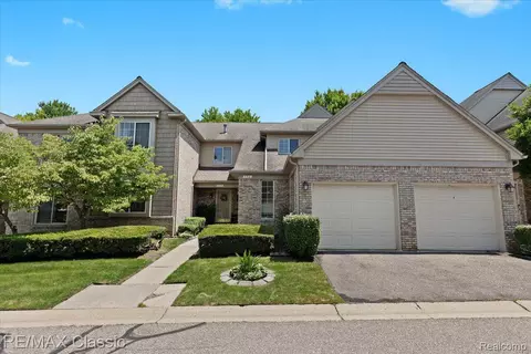 732 S Milford Rd, Milford, MI 48381