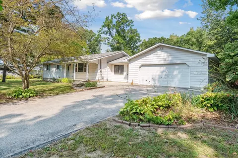 1247 E Burt Rd, Taymouth, MI 48417