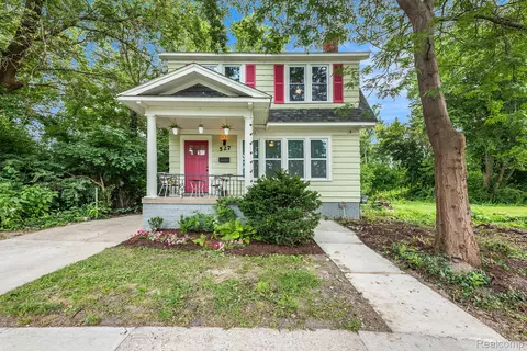 527 Manistique St, Detroit, MI 48215