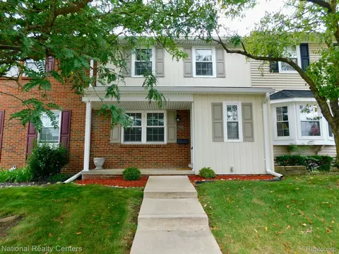 42758 Lyric, Northville, MI 48167