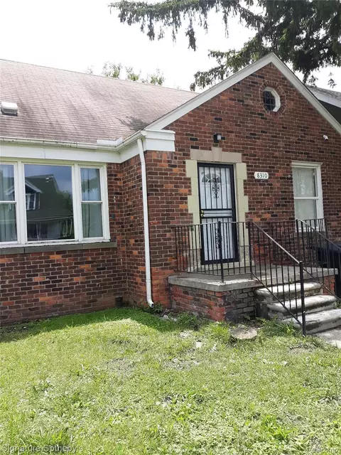 8310 Badger St, Detroit, MI 48213