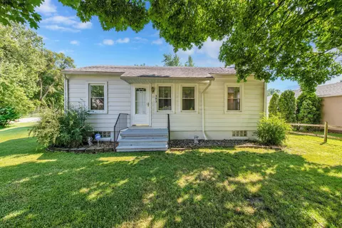 383 W Kennett Rd, Pontiac, MI 48340