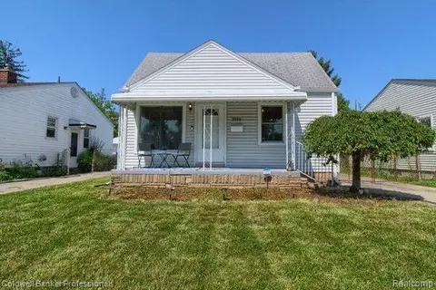 3884 20th St, Wyandotte, MI 48192