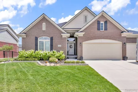 55478 Morgan Dr, Macomb, MI 48042