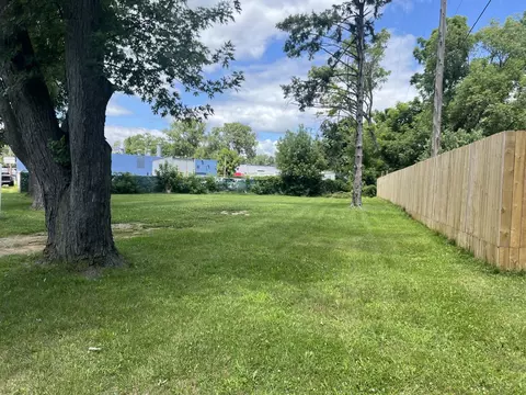 608 Corwin Ave, Pontiac, MI 48342