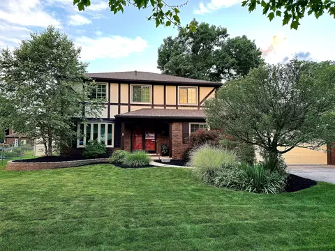 17413 Vacri Ln, Livonia, MI 48152
